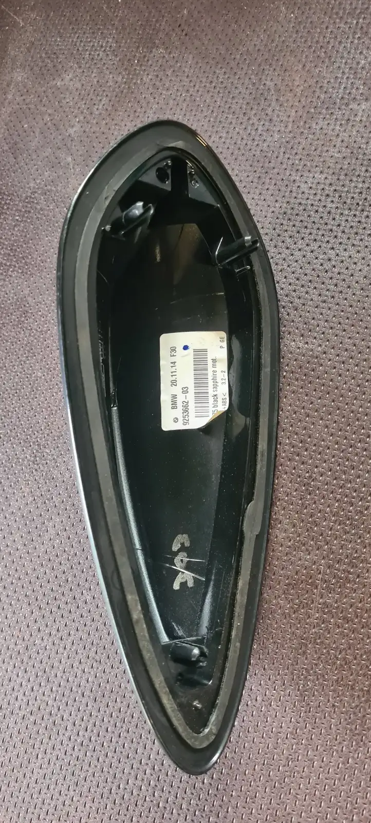 BMW 3 F30 F35 F31 (2012 - 2018) 9253662 Крышка GPS-антенны — фото 2
