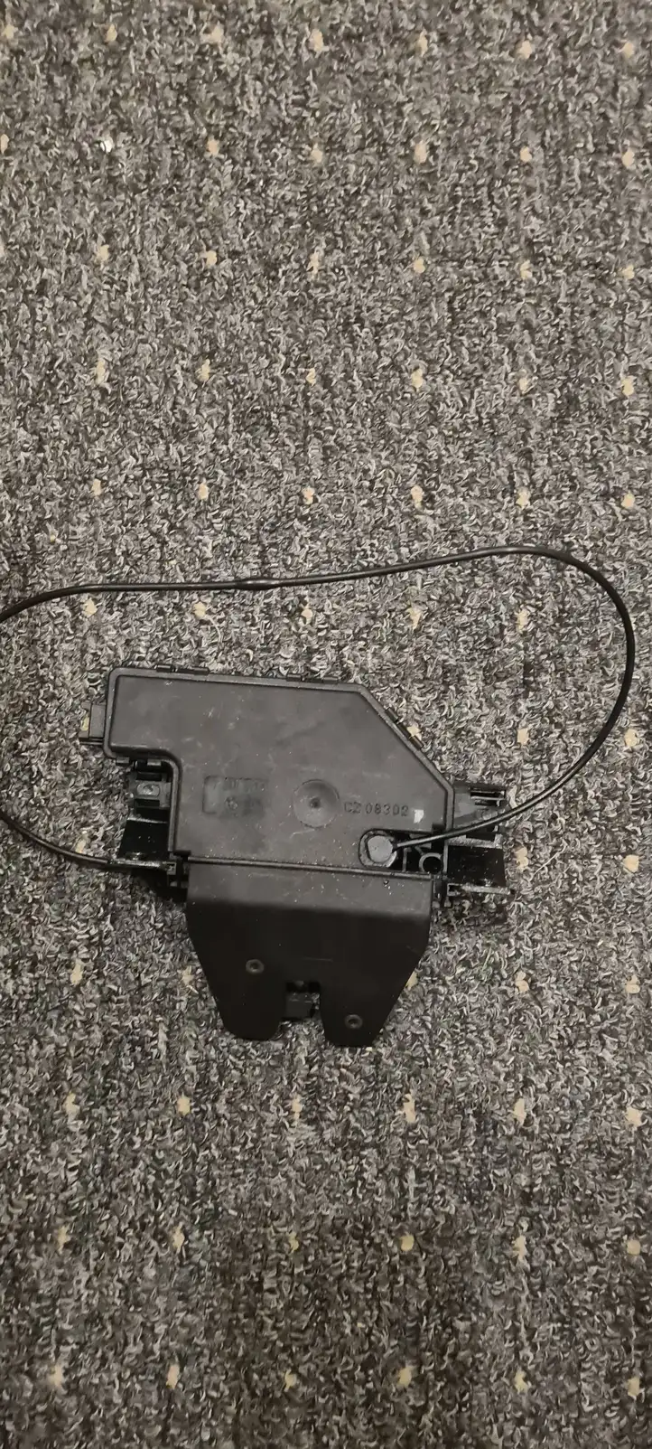 BMW 1 E81 E87 (2004 - 2011) 7840617 Замок крышки багажника — фото 1