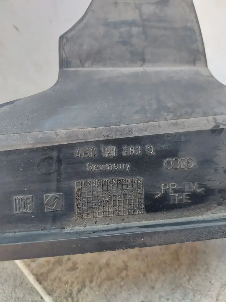 Audi A6 S6 C5 4B (2001 - 2004) 4B0121283Q Дефлектор воздуха — фото 2