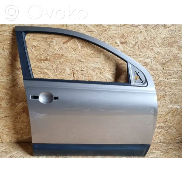 Nissan Qashqai (2010 - 2013) Дверь — фото 1