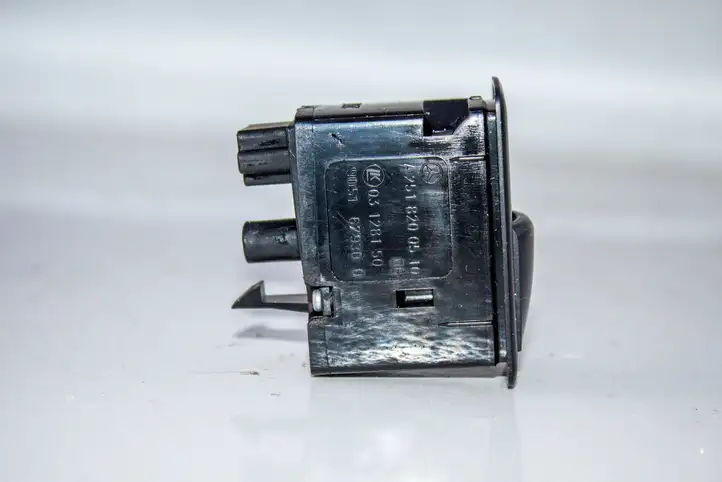 Mercedes-Benz R W251 (2005 - 2013) A2518200510 Блок кнопок стеклоподъемников — фото 5