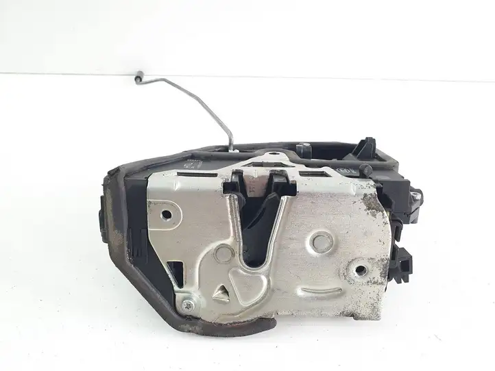 BMW 3 E90 E91 (2005 - 2012) 7229467 Замок задней двери — фото 2