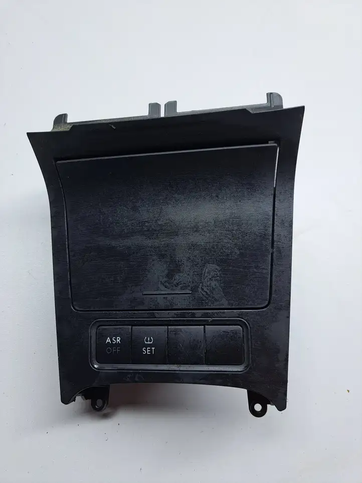Volkswagen Jetta V (2005 - 2010) 1K0857961 Передняя пепельница — фото 1