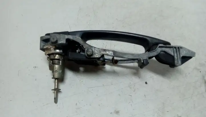 Volkswagen Golf V (2003 - 2009)   Наружная ручка