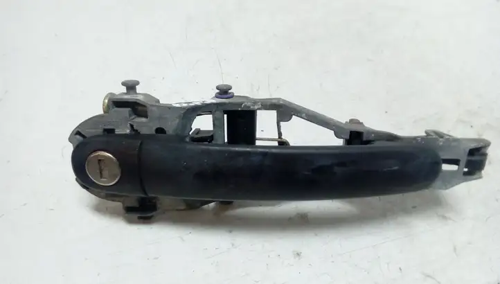 Volkswagen Golf V (2003 - 2009)   Наружная ручка