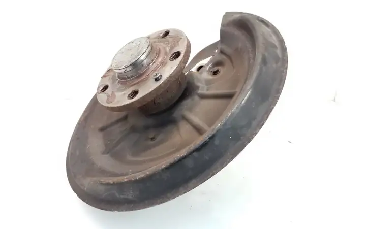Audi A3/S3 8L (2000 - 2003) 1K0615611AB Задний поворотный кулак — фото 2