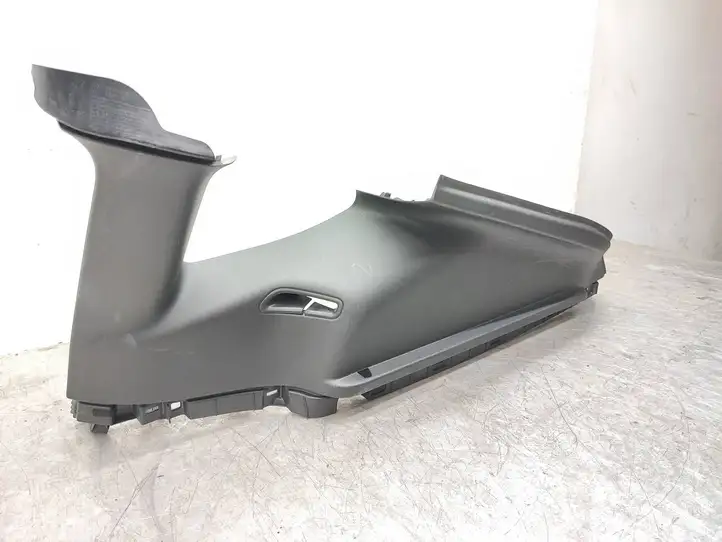 Tesla Model Y (2019 - 2024) 172845500C Обшивка стойки D нижняя — фото 3