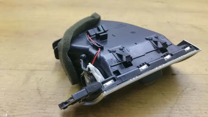 Audi A6 Allroad C6 (2006 - 2008) 4F2820901D Боковой воздушный дефлектор — фото 3
