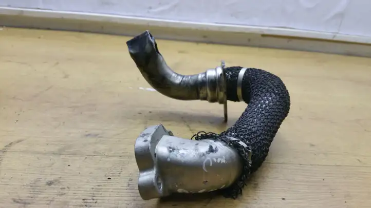 Opel Insignia A (2008 - 2017)   EGR трубка (трубки)/ шланг (шланги)