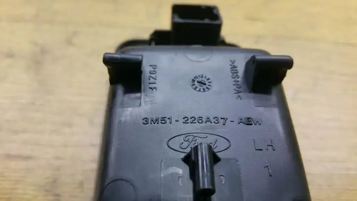 Ford Focus (2005 - 2008) 3M51226A37 Кнопка стеклоподъемников — фото 4