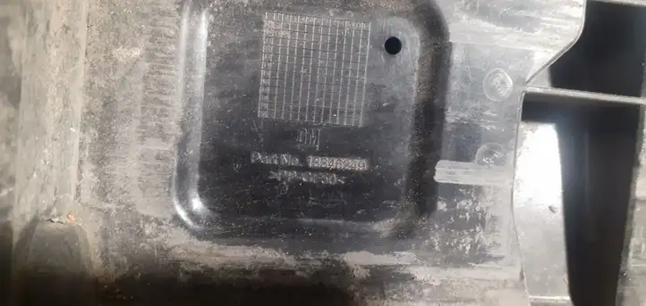 Opel Astra J (2009 - 2012) 13308434 Площадка аккумулятора — фото 4