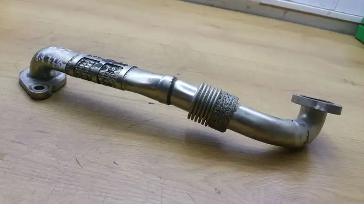 Audi A3/S3 8P (2004 - 2008) 03G131521AH Трубка EGR — фото 1