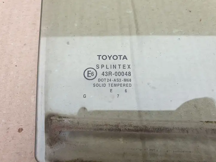 Toyota Avensis T250 (2006 - 2009) Стекло задней двери — фото 2