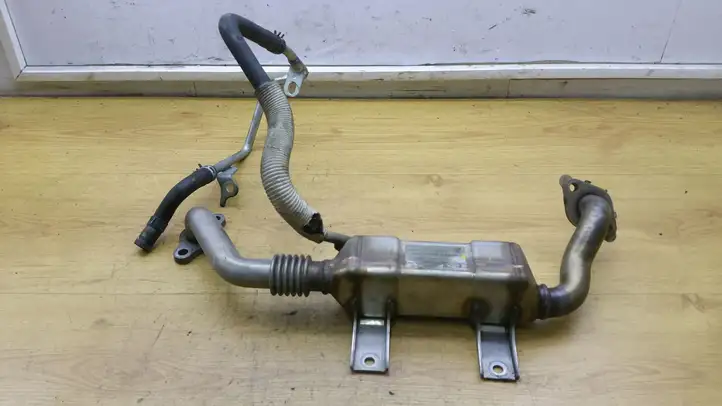 Toyota Avensis T250 (2006 - 2009) 256800R01000 Охладитель клапана EGR — фото 1