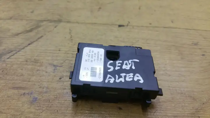 Seat Altea (2004 - 2009) 1K0959654 Датчик угла поворота руля — фото 1