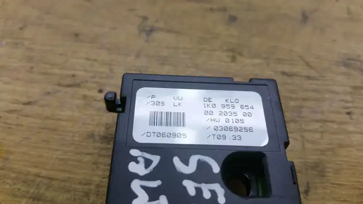 Seat Altea (2004 - 2009) 1K0959654 Датчик угла поворота руля — фото 3