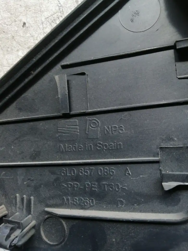 Seat Ibiza III (6L) (2002 - 2008) 6L0857086A Боковая отделка панели приборов — фото 2