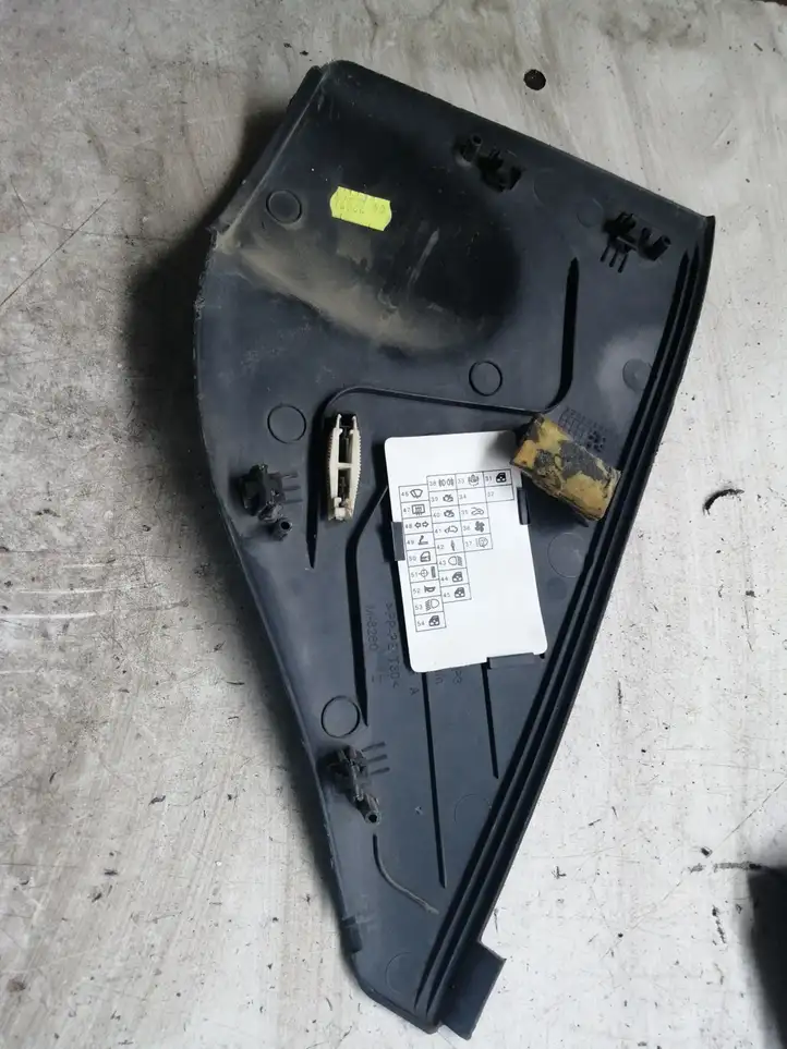 Seat Ibiza III (6L) (2002 - 2008) 6L0857085A Боковая отделка панели приборов — фото 2