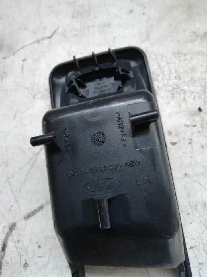 Ford C-MAX I (2003 - 2007) 3M51226A37AEW Кнопка стеклоподъемников — фото 2