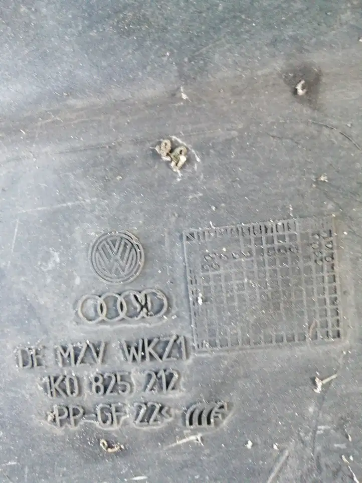 Audi A3/S3 8P (2008 - 2013) 1K0825212 Защита днища — фото 4