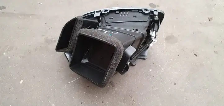 Hyundai i20 (PB PBT) (2008 - 2012) Боковой воздушный дефлектор — фото 3