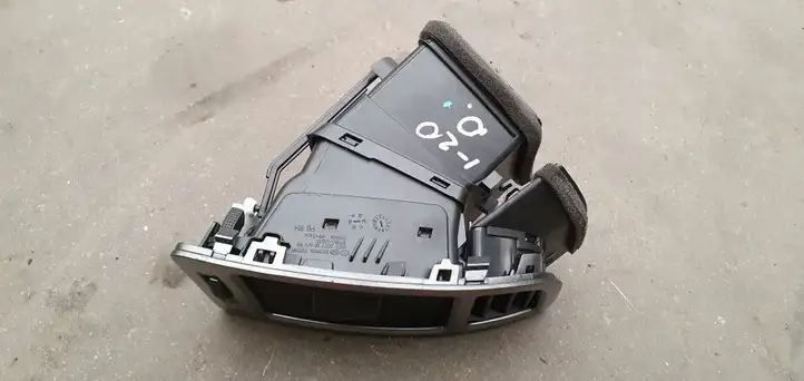 Hyundai i20 (PB PBT) (2008 - 2012) Боковой воздушный дефлектор — фото 5