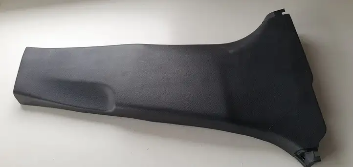 Toyota Yaris (2014 - 2019) Средняя стойка кузова (B) — фото 1