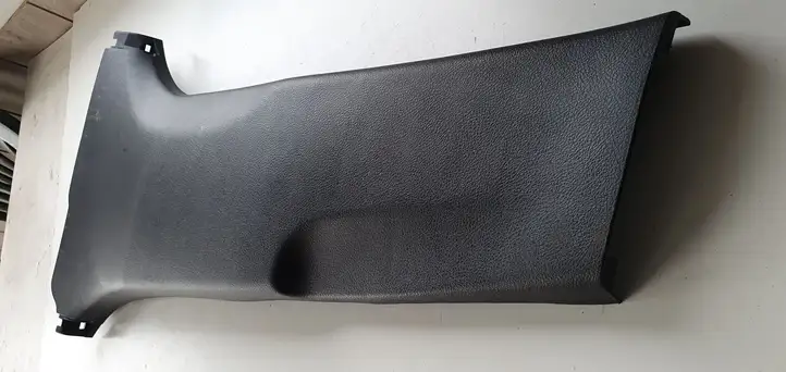 Toyota Yaris (2014 - 2019) Средняя стойка кузова (B) — фото 4