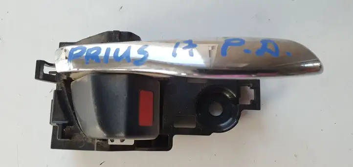 Toyota Prius (XW50) (2015 - ) Внутренняя ручка двери — фото 1