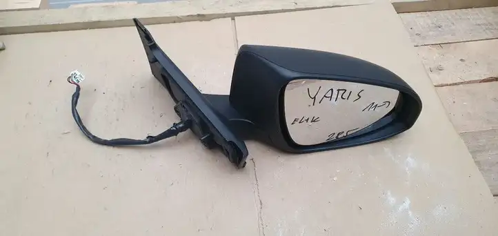 Toyota Yaris (2012 - 2014) Боковое зеркало с электроприводом — фото 1