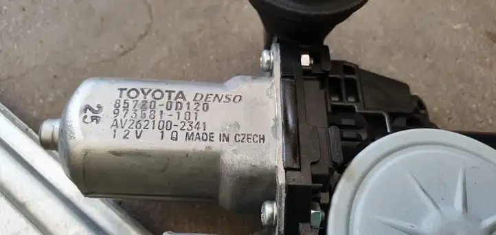 Toyota Auris E180 (2012 - 2018) Стеклоподъемник задней двери — фото 3