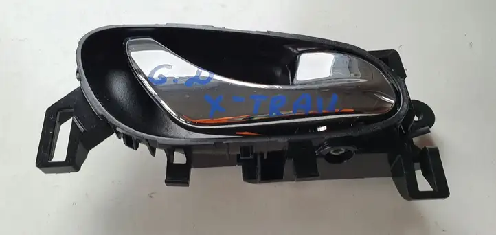 Nissan X-Trail T32 (2014 - 2021)   Внутренняя ручка