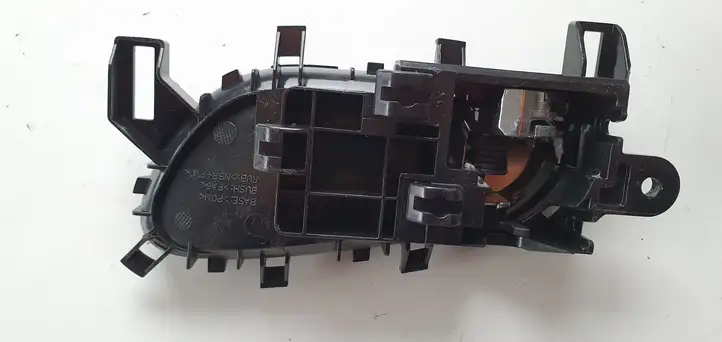 Nissan X-Trail T32 (2014 - 2021)   Внутренняя ручка