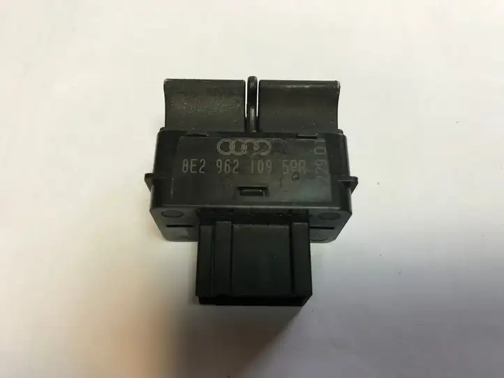Audi A4 S4 B7 8E 8H (2004 - 2009) 8E2962109 Другие включатели / ручки/ переключатели — фото 3