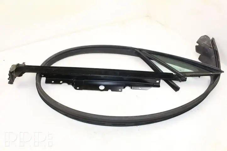 Mercedes-Benz E C207 W207 (2009 - 2017) A2076710120 Заднее боковое стекло — фото 1