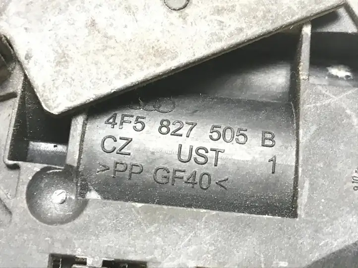 Volkswagen PASSAT B7 (2011 - 2014) 4E0827705C Замок крышки багажника — фото 3