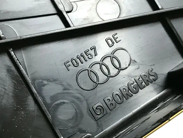 Audi A5 8T 8F (2007 - 2011) 68239 Решетка динамика задней полки — фото 4