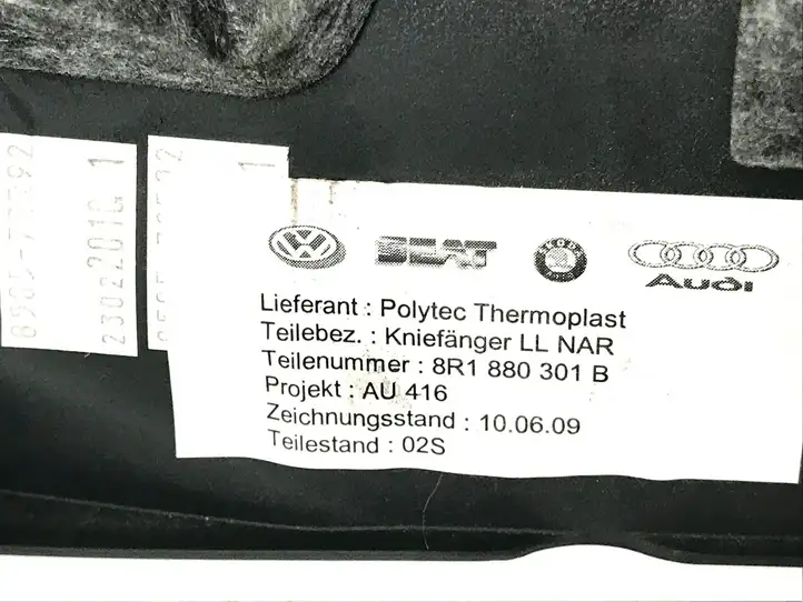 Audi Q5 SQ5 (2008 - 2012) 8R1880301B Нижняя отделка панели приборов — фото 3