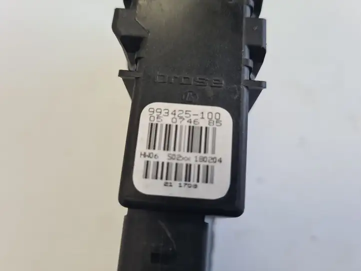 Skoda Fabia Mk2 (5J) (2007 - 2014) 1K0959704C Стеклоподъемник задней двери — фото 2