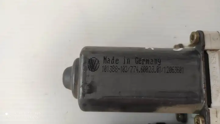 Volkswagen Golf IV (1998 - 2005) 1C0959812A Стеклоподъемник задней двери — фото 2