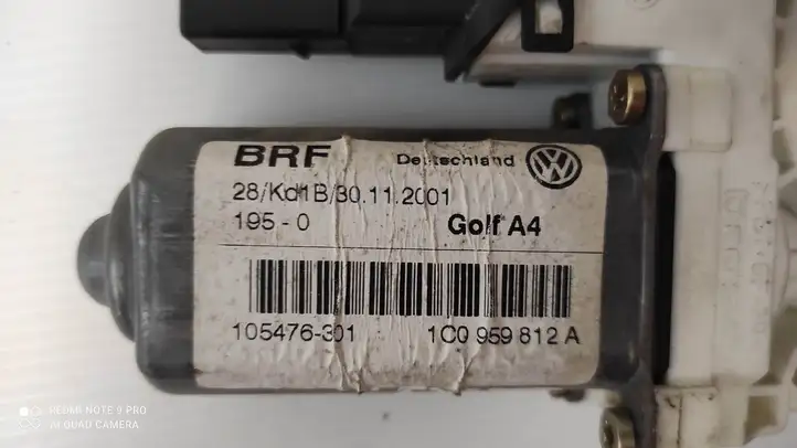 Volkswagen Golf IV (1998 - 2005) 1C0959812A Стеклоподъемник задней двери — фото 5