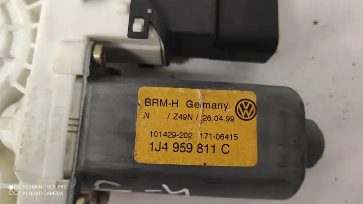 Volkswagen Golf IV (1998 - 2005) 1J4959811C Стеклоподъемник задней двери — фото 5