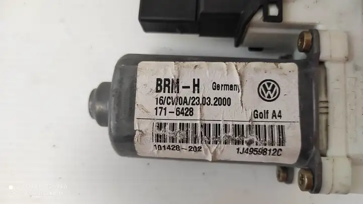 Volkswagen Golf IV (1998 - 2005) 1J4959812C Стеклоподъемник задней двери — фото 3