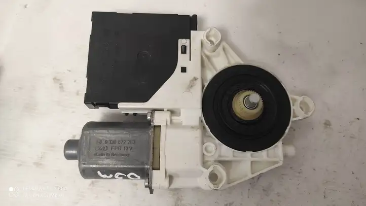 Audi A3/S3 8P (2004 - 2008) 8P4959801D Стеклоподъемник задней двери — фото 1