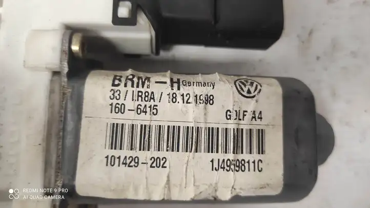 Volkswagen Golf IV (1998 - 2005) 9776101439202 Стеклоподъемник задней двери — фото 5