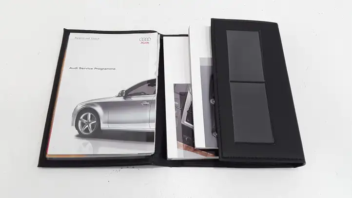 Audi A6 S6 C6 4F (2004 - 2008) Сервисная книжка — фото 1