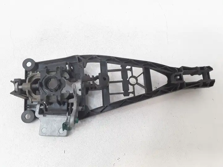 Opel Astra H (2004 - 2009) 24463524 Крепление наружной ручки передней двери — фото 3