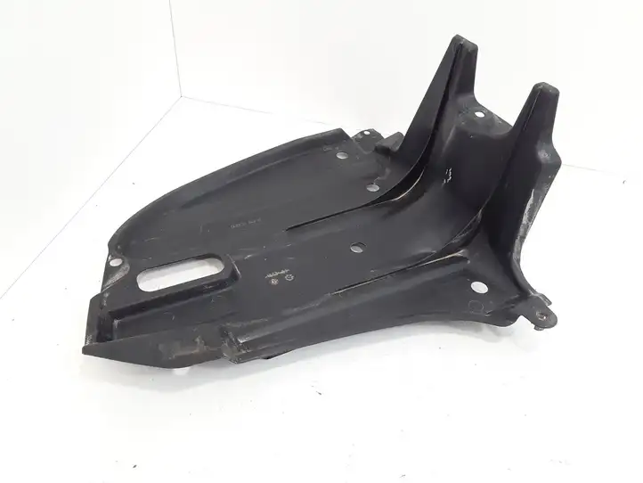 Toyota Avensis T250 (2006 - 2009) 5839805030 Защита заднего бампера — фото 1