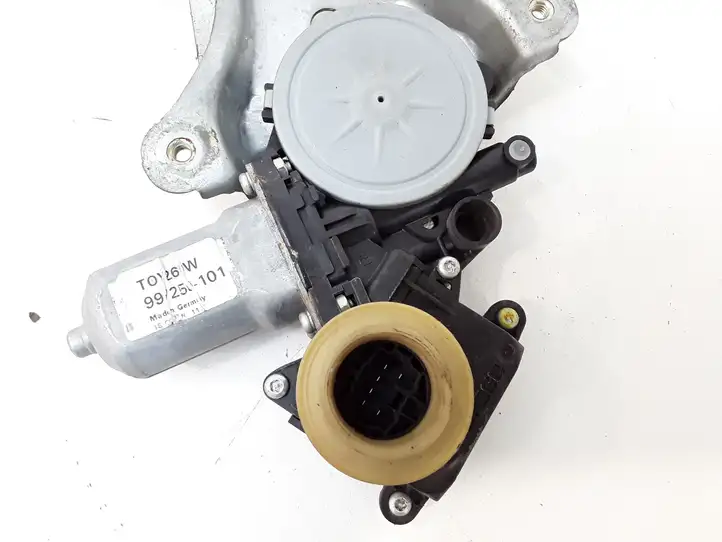 Toyota Corolla Verso AR10 (2004 - 2009) Стеклоподъемник передней двери (комплект) — фото 2