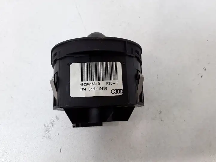 Audi A6 S6 C6 4F (2004 - 2008) 4F294153D Включатель фонарей — фото 3